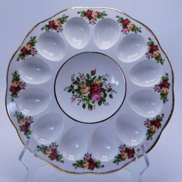 Royal Albert Old Country Roses -  Deviled Egg Plate - 11 1/8" Wide  With Sticker - Picture 1 of 5